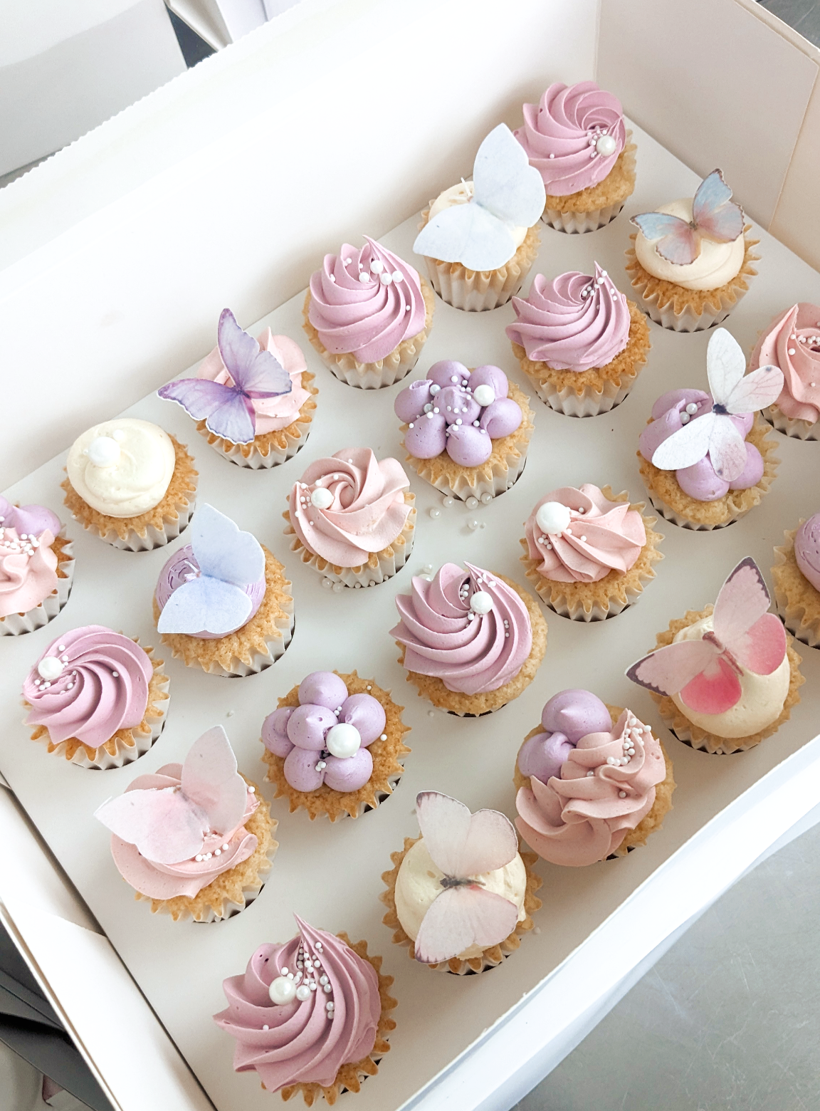 CUSTOM CUPCAKES MELBOURNE